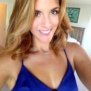 Meet your Posher, Adrienne